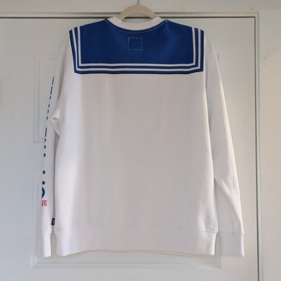 Vans X Sailor Moon Sweatshirt - size medium - Picture 2 of 4